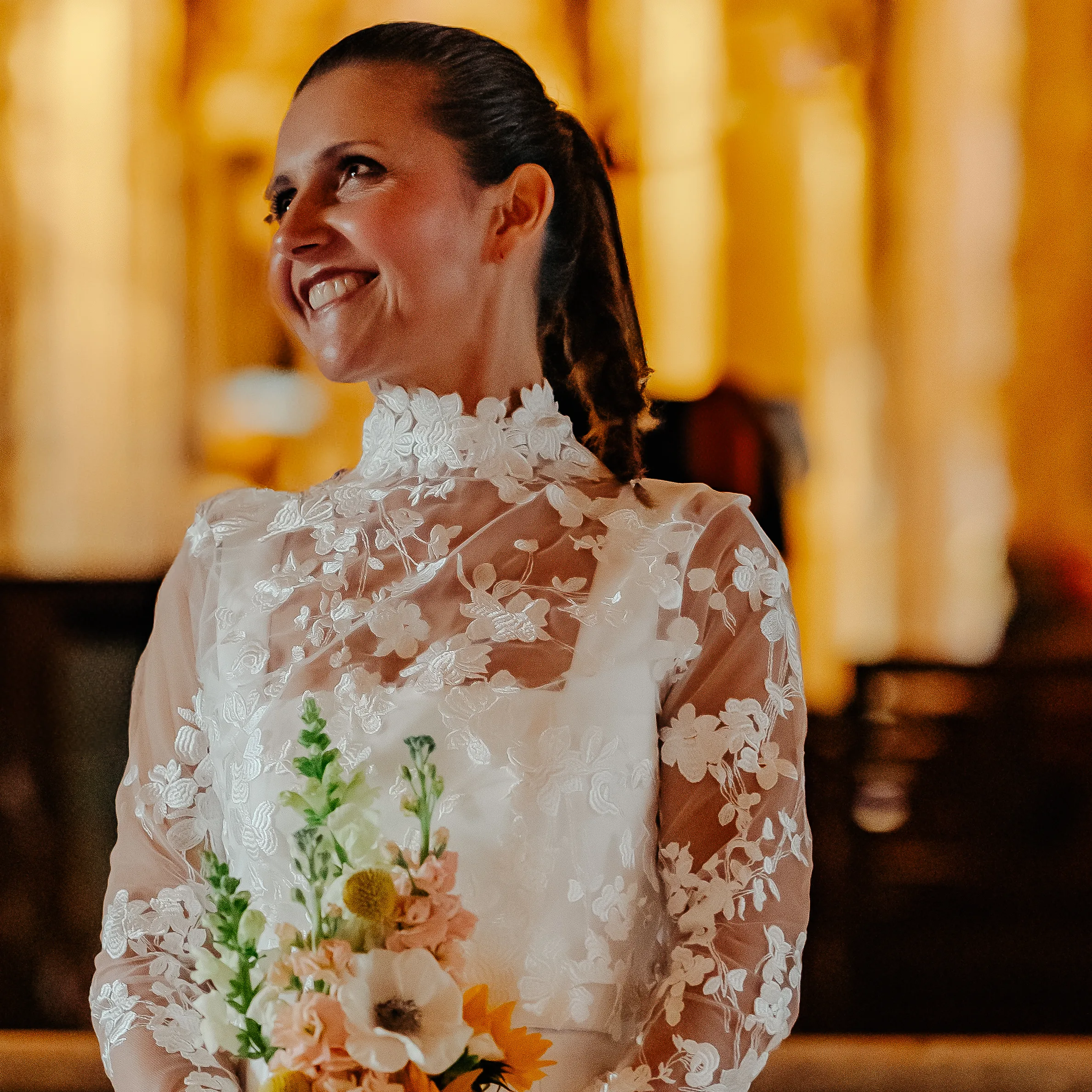 Robe de mariée princesse en satin-top en dentelle amovible